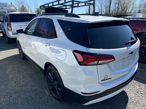 Used 2024 Chevrolet Equinox RS w/ RS Leather Package image 5