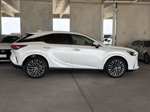 Certified 2026 Lexus RX 350 w/ Convenience Package AWD/4WD image 4
