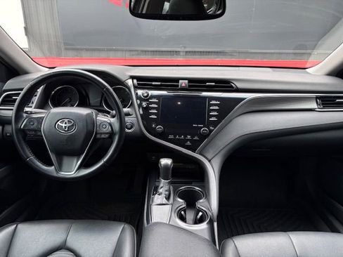 Used 2018 Toyota Camry SE w/ Audio Package FWD image 23