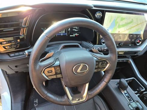Used 2024 Lexus TX 500h AWD w/ Technology Package image 8