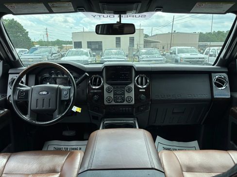 Used 2014 Ford F250 Platinum w/ FX4 Off-Road Package AWD/4WD image 36
