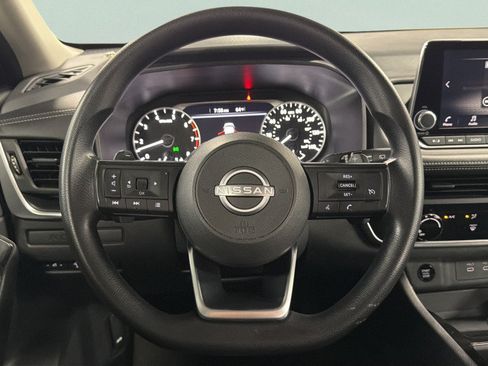 Used 2024 Nissan Rogue S FWD image 34