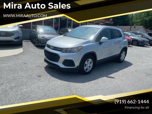 Used 2020 Chevrolet Trax LS w/ Tint and Cruise Package FWD image 1