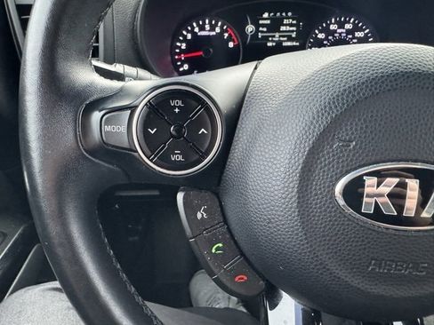 Used 2015 Kia Soul ! w/ Sun & Sound Package image 20