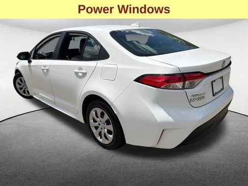 Certified 2025 Toyota Corolla LE w/ Convenience Package FWD image 12