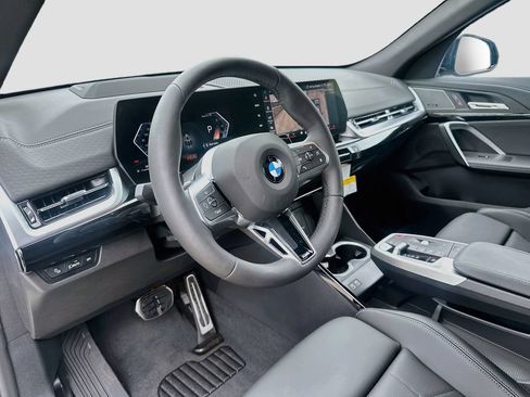 New 2026 BMW X2 xDrive28i w/ Technology Package AWD/4WD image 9