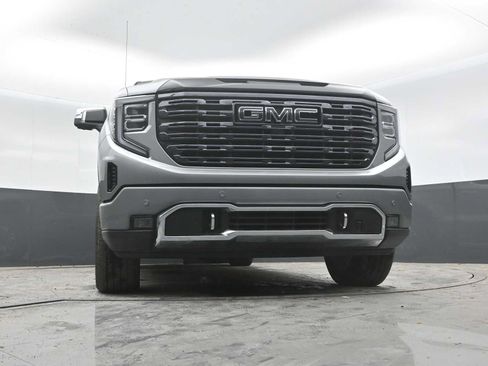 Used 2025 GMC Sierra 1500 Denali Ultimate AWD/4WD image 42