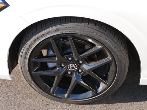 Certified 2025 Honda Civic Sport image 15