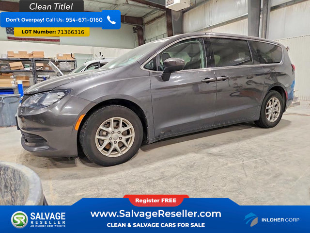 Used 2017 Chrysler Pacifica Touring FWD image 1