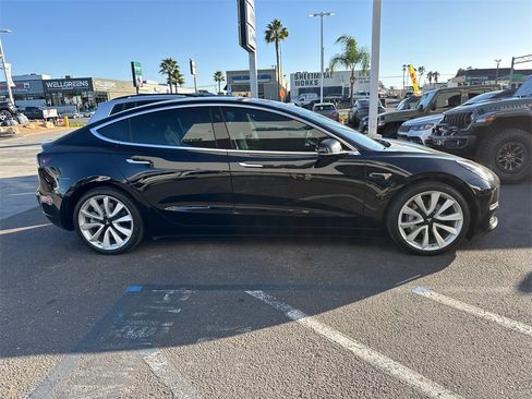 Used 2020 Tesla Model 3 Long Range image 4