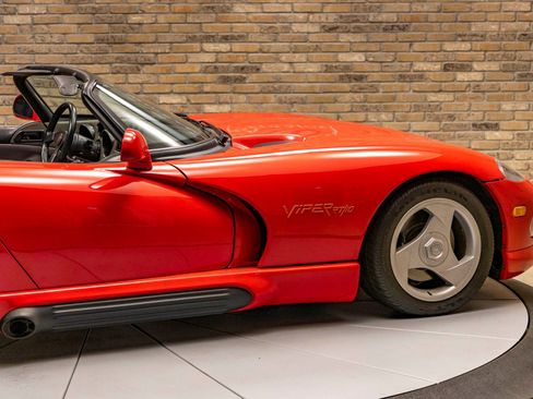 Used 1992 Dodge Viper RT/10 image 12