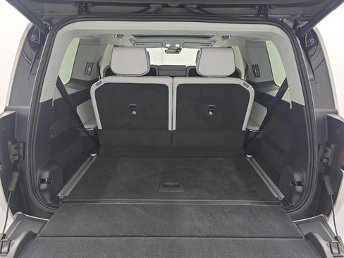 Used 2023 Rivian R1S Adventure image 15