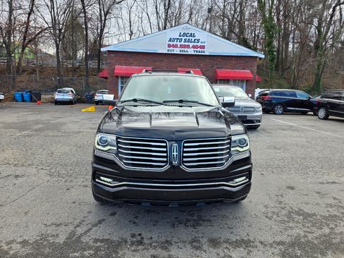 Used 2016 Lincoln Navigator Select image 2
