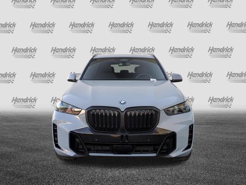 Used 2025 BMW X5 xDrive50e w/ M Sport Package AWD/4WD image 3