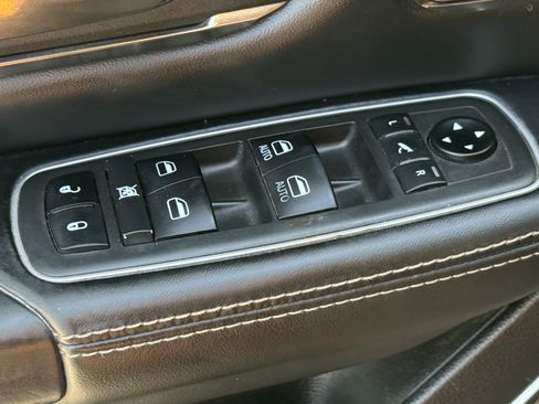 Used 2021 RAM 1500 Limited w/ Night Edition RWD image 26