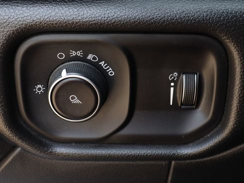 Used 2022 RAM 2500 Tradesman image 22