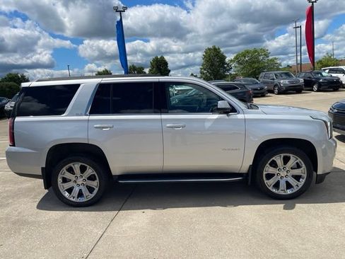 Used 2019 GMC Yukon SLT w/ Open Road Package AWD/4WD image 8