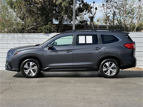 Used 2023 Subaru Ascent Premium w/ Convenience Package AWD/4WD image 13