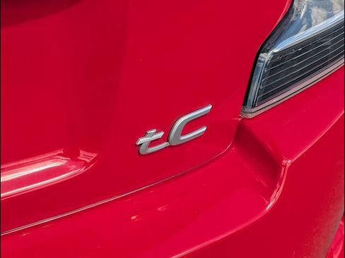 Used 2014 Scion tC FWD image 19