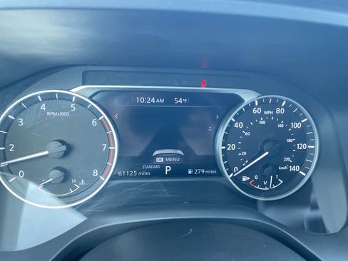 Used 2021 Nissan Rogue SV image 15