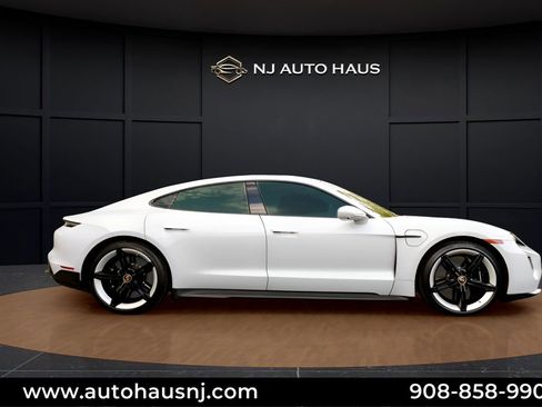 Used 2021 Porsche Taycan Turbo S AWD/4WD image 16