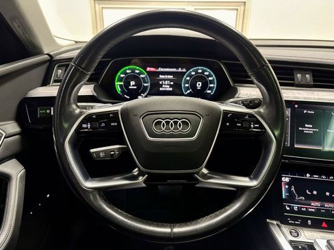 Used 2024 Audi Q8 e-tron Premium Plus w/ Premium Plus Package AWD/4WD image 26