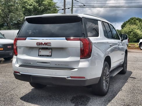 Used 2026 GMC Yukon Elevation w/ Elevation Premium Package AWD/4WD image 8