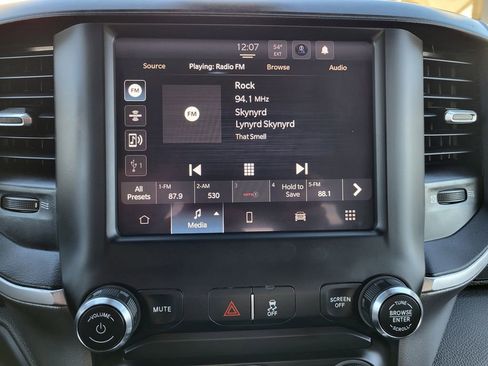 Used 2024 RAM 3500 Big Horn image 13