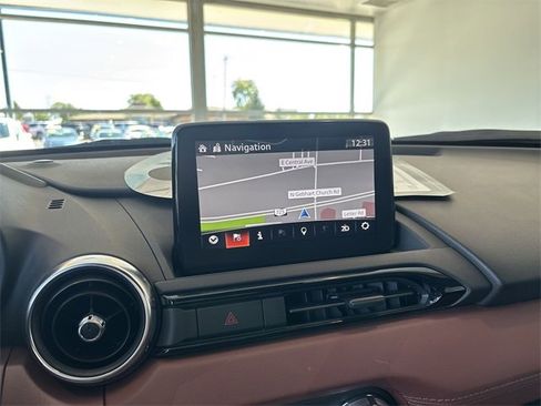 Used 2019 MAZDA MX-5 Miata RF Grand Touring image 22