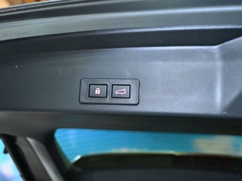 Used 2021 Subaru Ascent Limited w/ Technology Package image 48