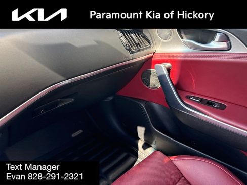 Used 2019 Kia Stinger GT1 AWD/4WD image 27