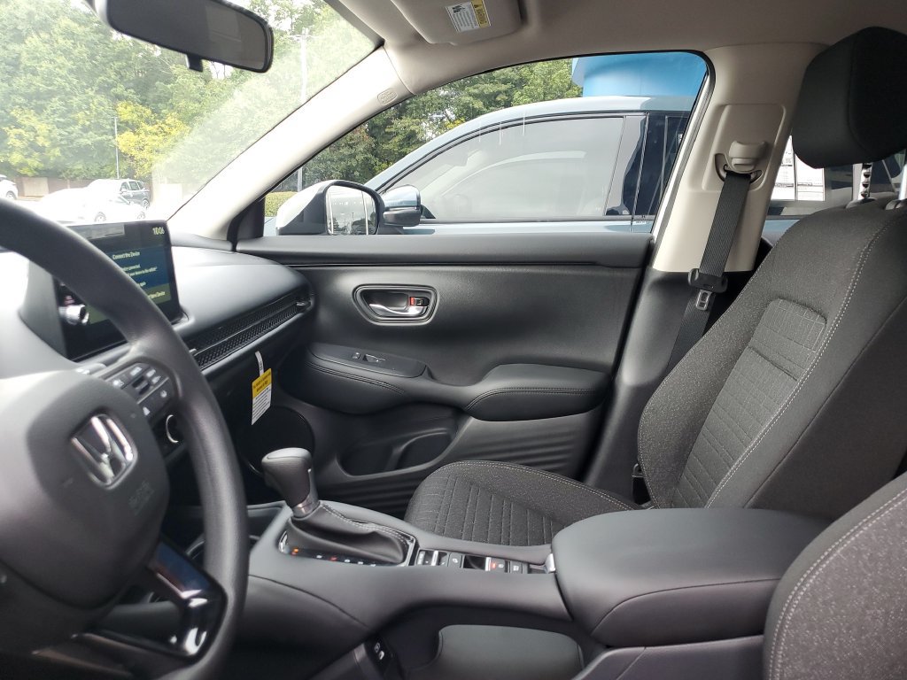 New 2027 Honda HR-V LX image 15