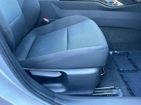 Used 2024 Toyota Prius LE image 22