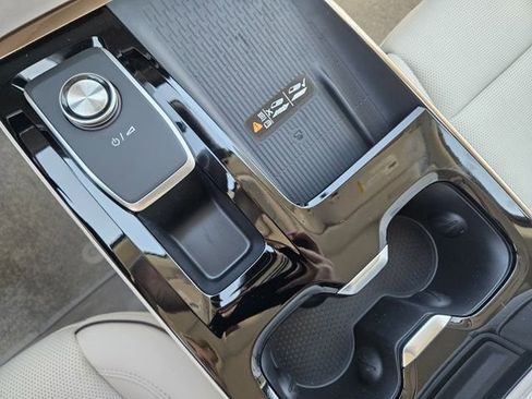 New 2026 Buick Enclave Avenir w/ Super Cruise Package FWD image 14