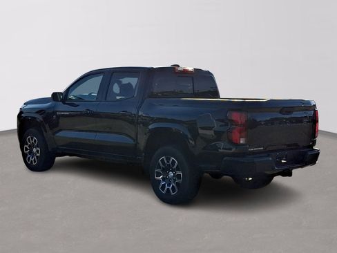 Used 2023 Chevrolet Colorado LT w/ LT Convenience Package III image 4