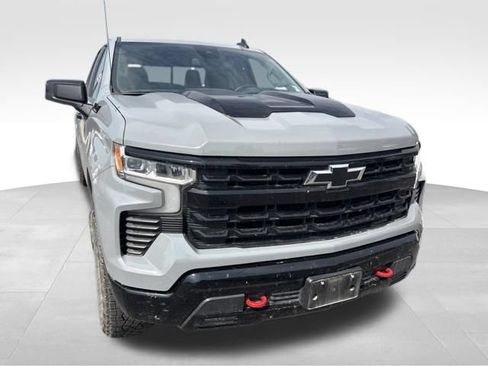 Used 2024 Chevrolet Silverado 1500 LT Trail Boss w/ Convenience Package II AWD/4WD image 7