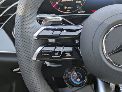 New 2026 Mercedes-Benz E 53 AMG e 4MATIC Sedan image 17