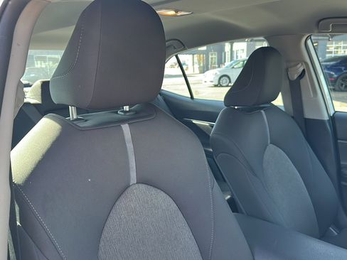 Used 2024 Toyota Camry LE image 23