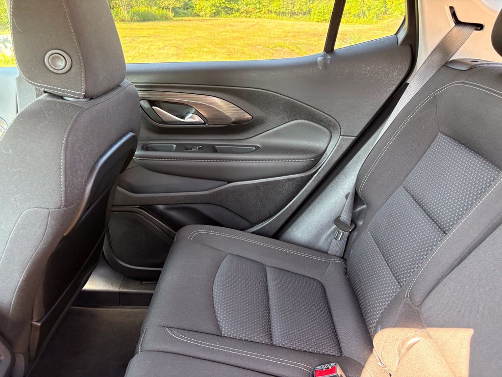 Used 2023 GMC Terrain SLE w/ Driver Convenience Package FWD image 42