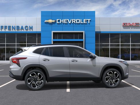 New 2026 Chevrolet Trax RS FWD image 5