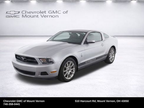 Used 2010 Ford Mustang Premium RWD image 28
