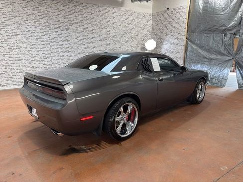 Used 2013 Dodge Challenger R/T image 7