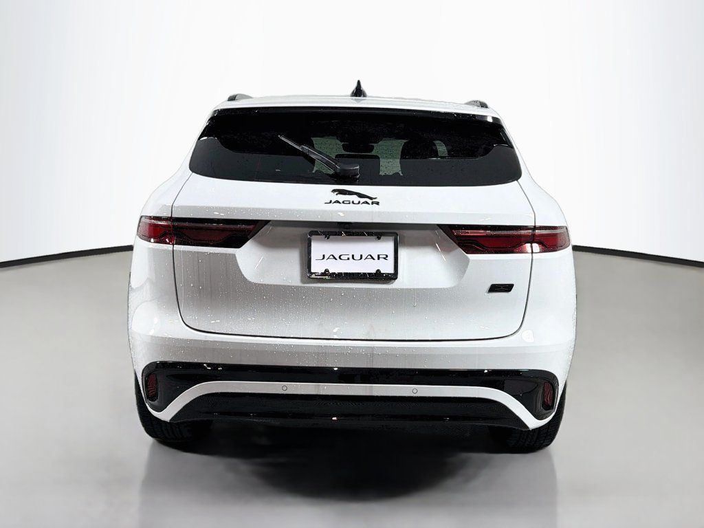 New 2026 Jaguar F-PACE R-Dynamic S AWD/4WD image 6