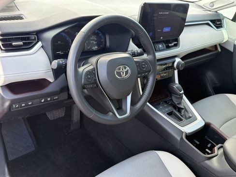 Used 2023 Toyota RAV4 Limited w/ Limited Grade Weather Package FWD image 4