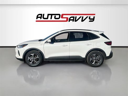 Used 2025 Ford Escape ST-Line Elite image 4