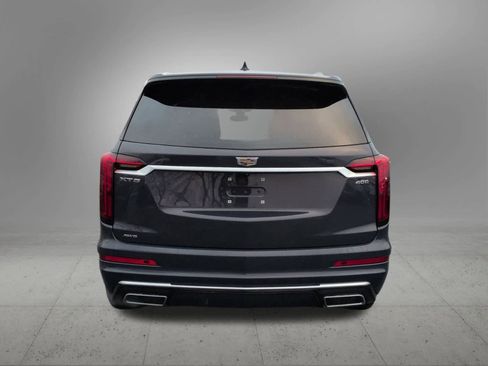 Certified 2025 Cadillac XT6 Premium Luxury image 5