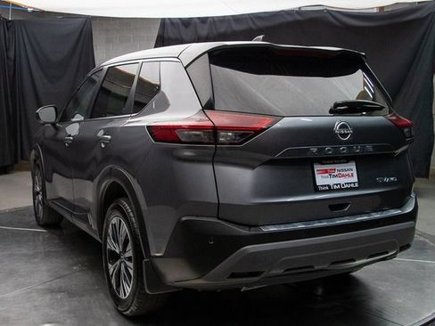 Used 2023 Nissan Rogue SV image 10