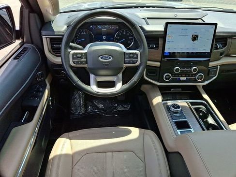 Used 2024 Ford Expedition Max Limited RWD image 13