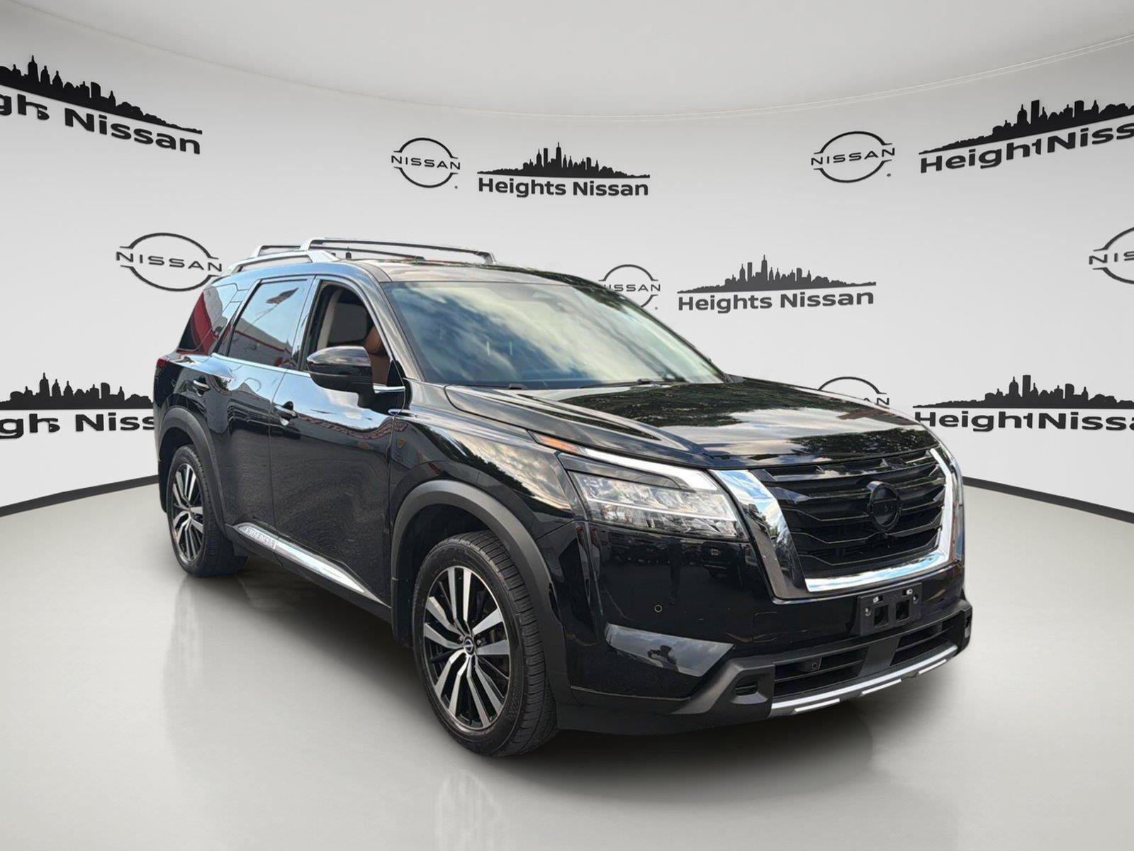 Used 2024 Nissan Pathfinder Platinum AWD/4WD image 6