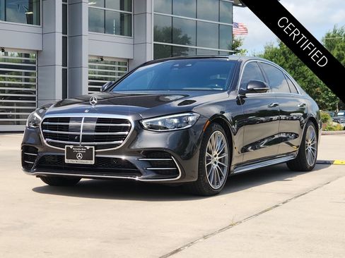 Used 2026 Mercedes-Benz S 580 4MATIC Sedan image 3